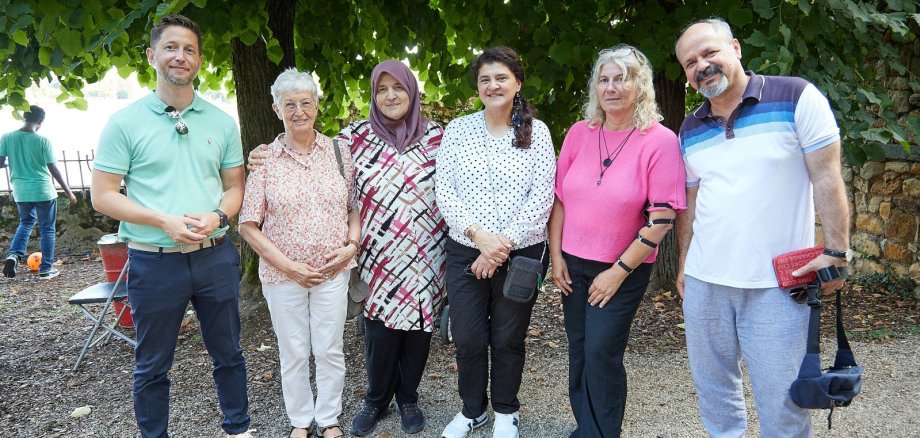 Gruppenfoto von Beteiligten